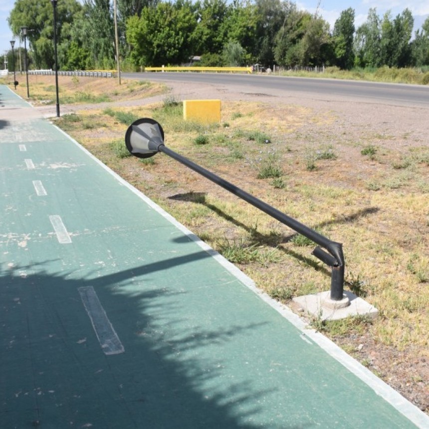 Vandalismo en Tunuy&aacute;n: da&ntilde;os a la ciclov&iacute;a de Vista Flores