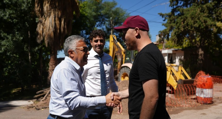 Allasino y Cornejo recorrieron una obra hist&oacute;rica de saneamiento que ya se ejecuta en Perdriel