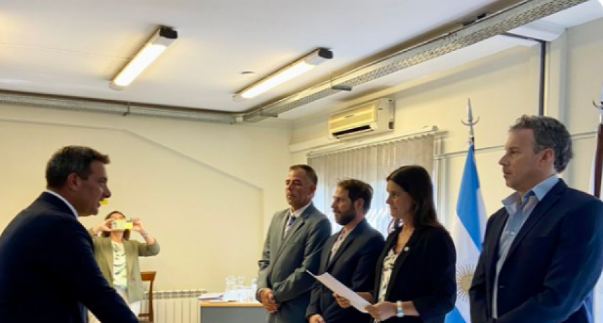 JURA DE NUEVO CONSEJERO EN EL CONSEJO DE LA MAGISTRATURA. LA FOTO QUE HABLA MUCHO POR S&Iacute; Y PARA NOSOTROS.