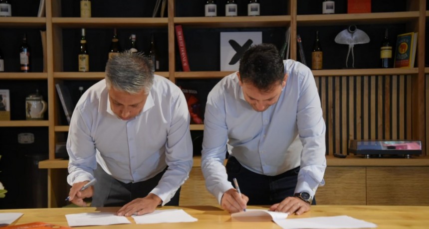 El Gobierno de Mendoza y nueve municipios firmaron en Tupungato la coparticipaci&oacute;n de fondos en Educaci&oacute;n para el 2025