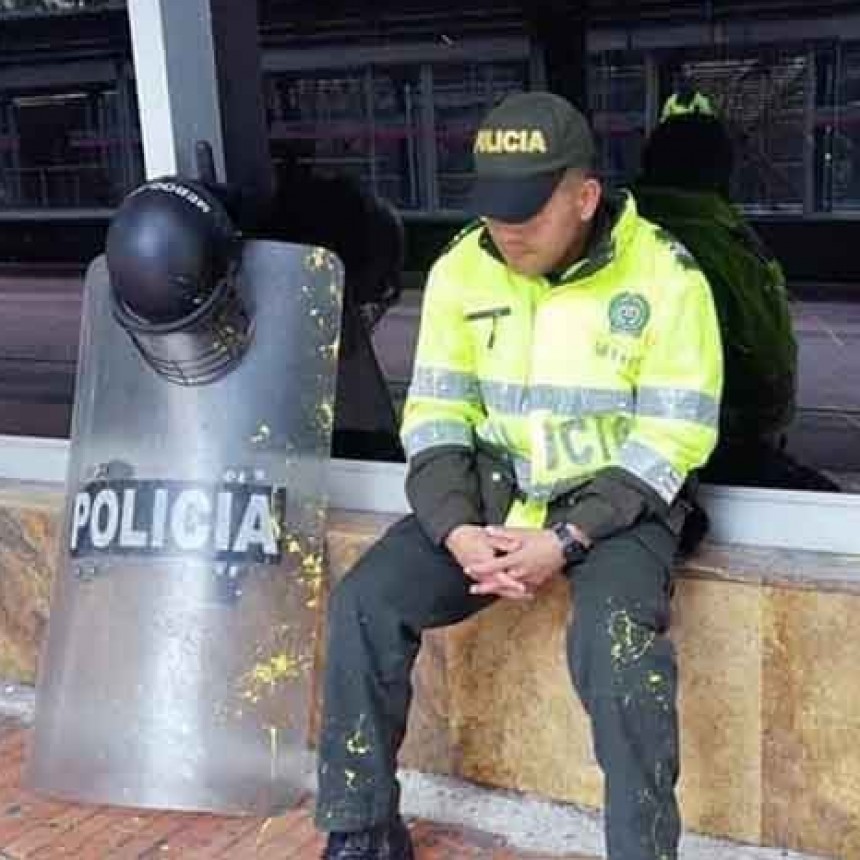 MENDOZA OTRO CACHETAZO A LA DIGNIDAD DE LAS FUERZAS POLICIALES. MONOPOLIO ESTATAL DE CAPACITACI&Oacute;N, EL NUEVO KIOSKO DE CORNEJO.