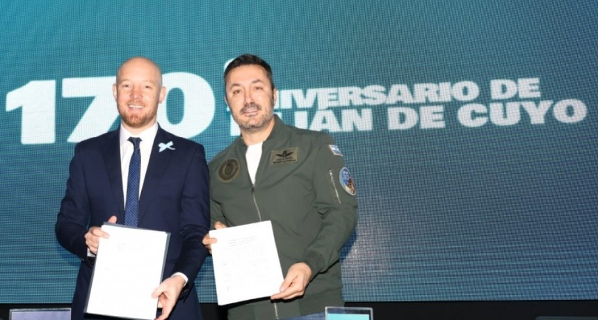 M&aacute;s de 20 mil personas participaron del Gran Desfile C&iacute;vico Militar por el Aniversario 170 de Luj&aacute;n de Cuyo