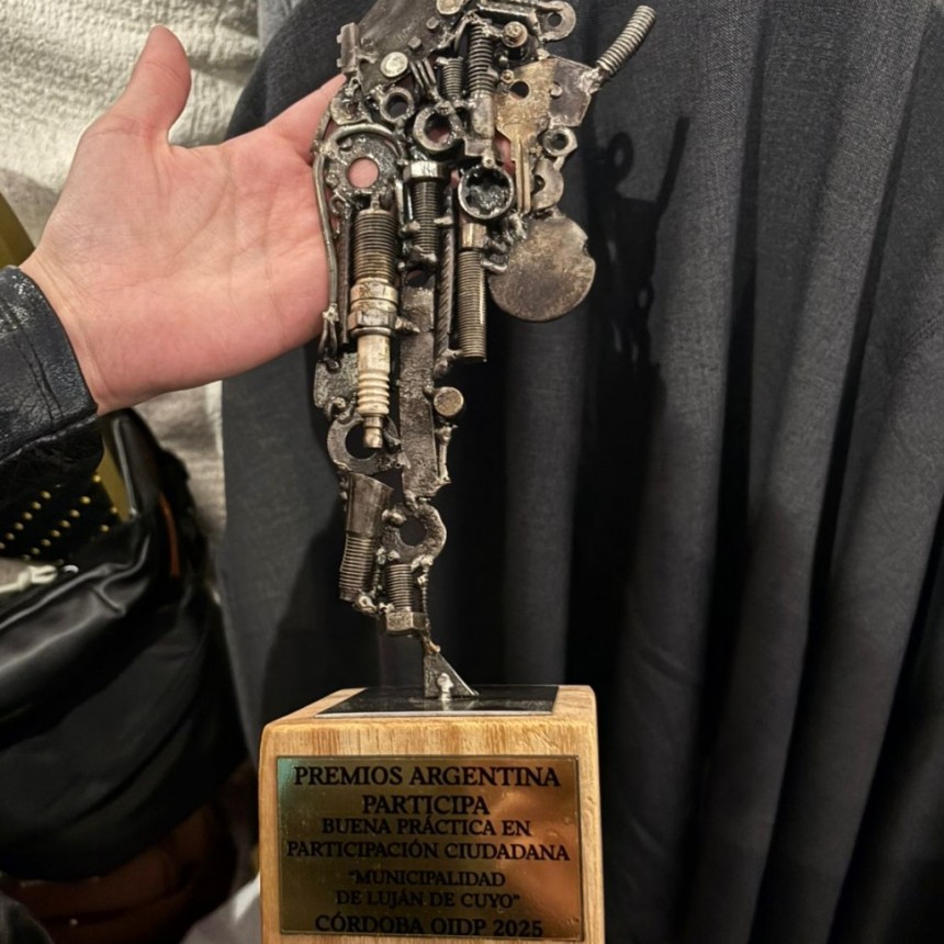 Hist&oacute;rico: Luj&aacute;n recibi&oacute; una distinci&oacute;n internacional por el programa Hagamos Plaza