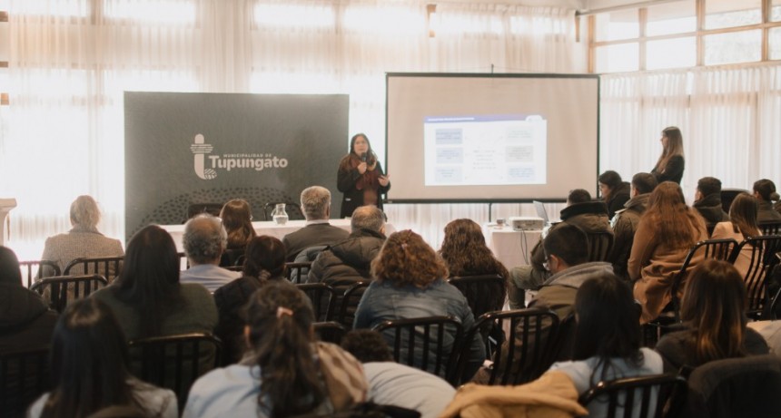 Agentes p&uacute;blicos de Tupungato participaron de la Charla "Hablemos de Trata"