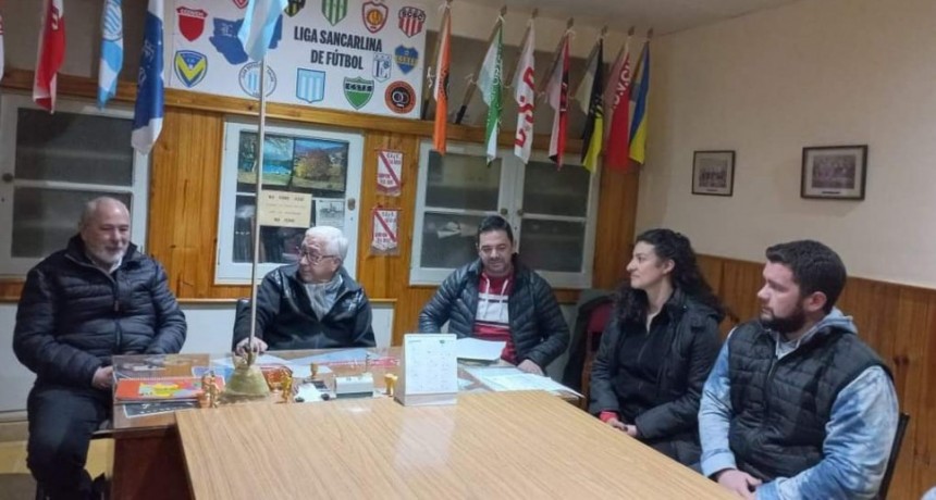 SAN CARLOS: ENTREGA DE SUBSIDIO A LA LIGA DE F&Uacute;TBOL 
