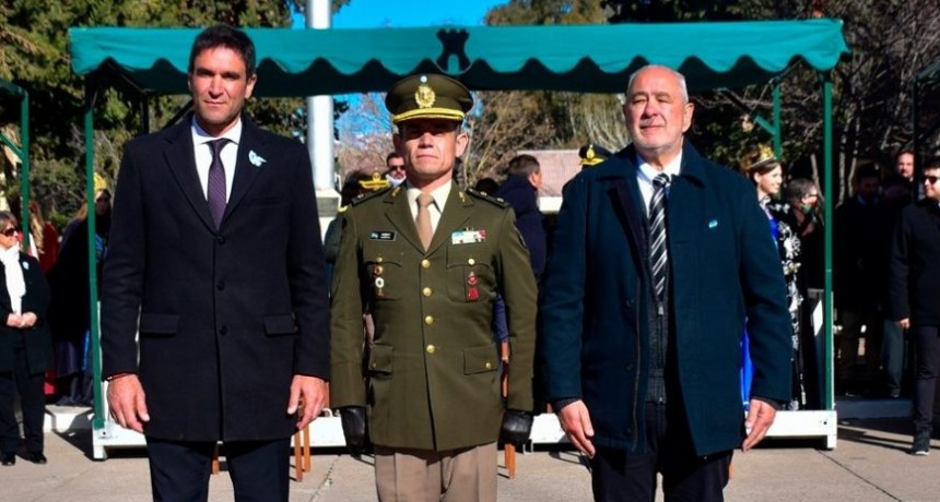 9 de Julio: Tunuy&aacute;n y San Carlos celebraron junto al Ej&eacute;rcito Argentino el 208 aniversario de la Independencia Argentina 