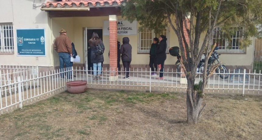 MINISTERIO P&Uacute;BLICO FISCAL EN MENDOZA, UN BARCO A LA DERIVA.