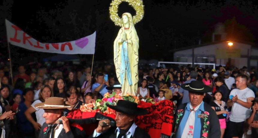 Luj&aacute;n de Cuyo coron&oacute; sus primeras dos Reinas Distritales.