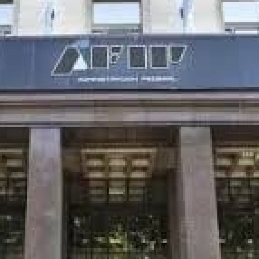 El Gobierno eliminar&aacute; la AFIP, el organismo encargado de cobrar impuestos, que tiene 21 mil empleados y paga sueldos atados a la recaudaci&oacute;n.
