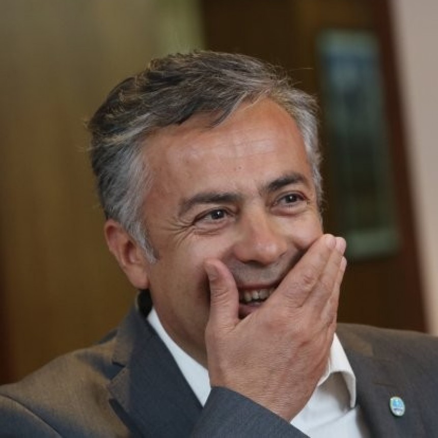 SE FUE LLORENTE INGRESA&hellip; UN ENROQUE CONTAMINANTE M&Aacute;S EN LA JUSTICIA DE MENDOZA, SE NOS RIEN EN LA CARA