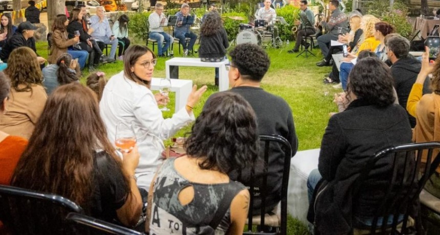 TUPUNGATO: PINTA FILOSOFAR, UN ENCUENTRO DE M&Uacute;SICA, LITERATURA Y FILOSOF&Iacute;A