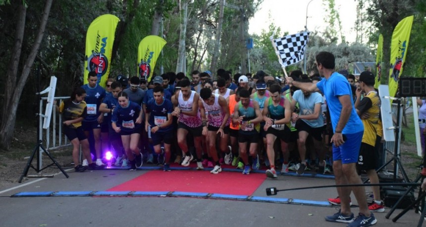 M&aacute;s de 250 corredores participaron de la Marat&oacute;n Aniversario de Tunuy&aacute;n en el Parque La Lombard&iacute;a