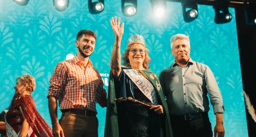 Fiesta departamental del Adulto Mayor: Tupungato coron&oacute; a Gloria Britos como su Reina 